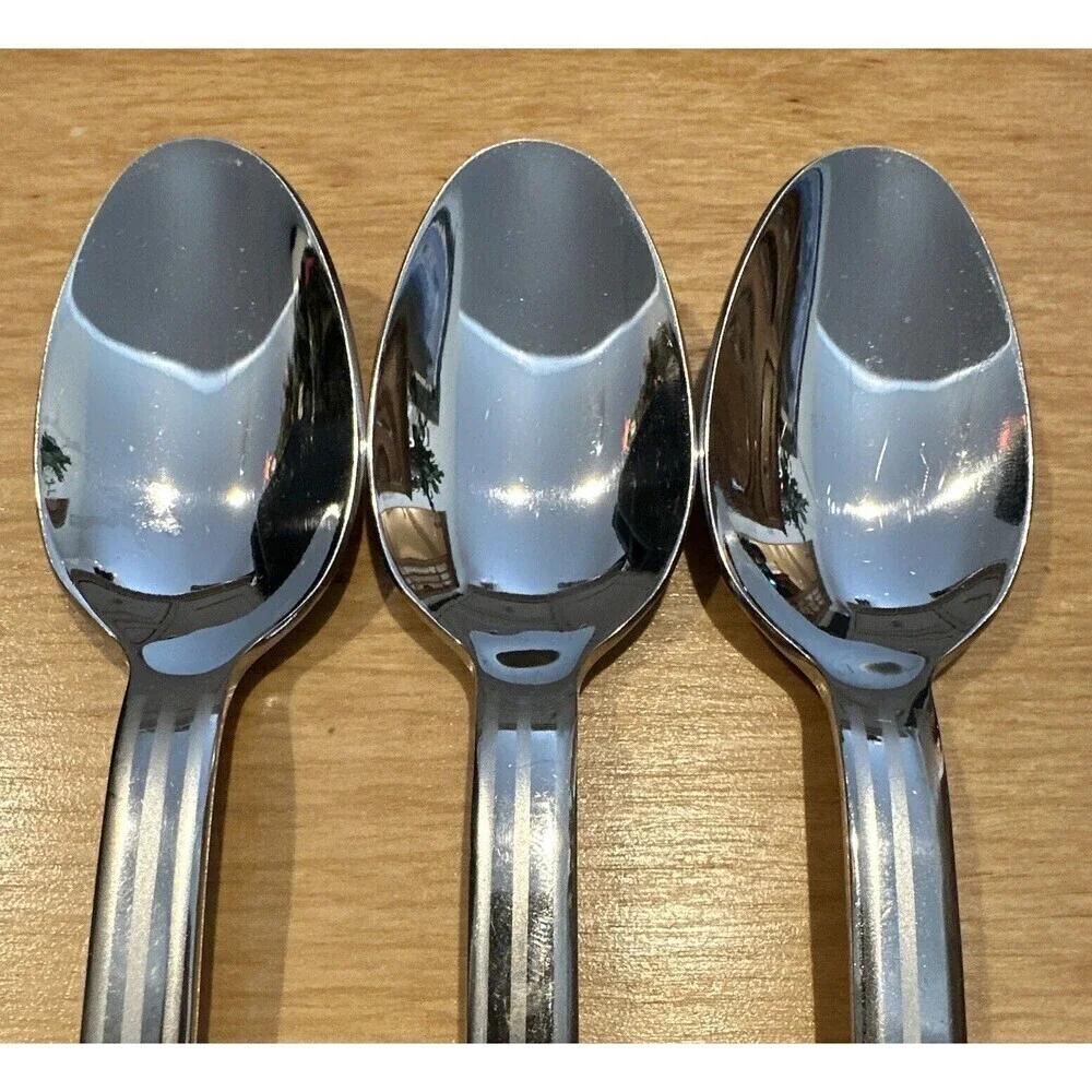 Oneida ILLUMINA   Glossy & Frosted Stripe Stainless Flatware Set Of 3 Spoons 7”